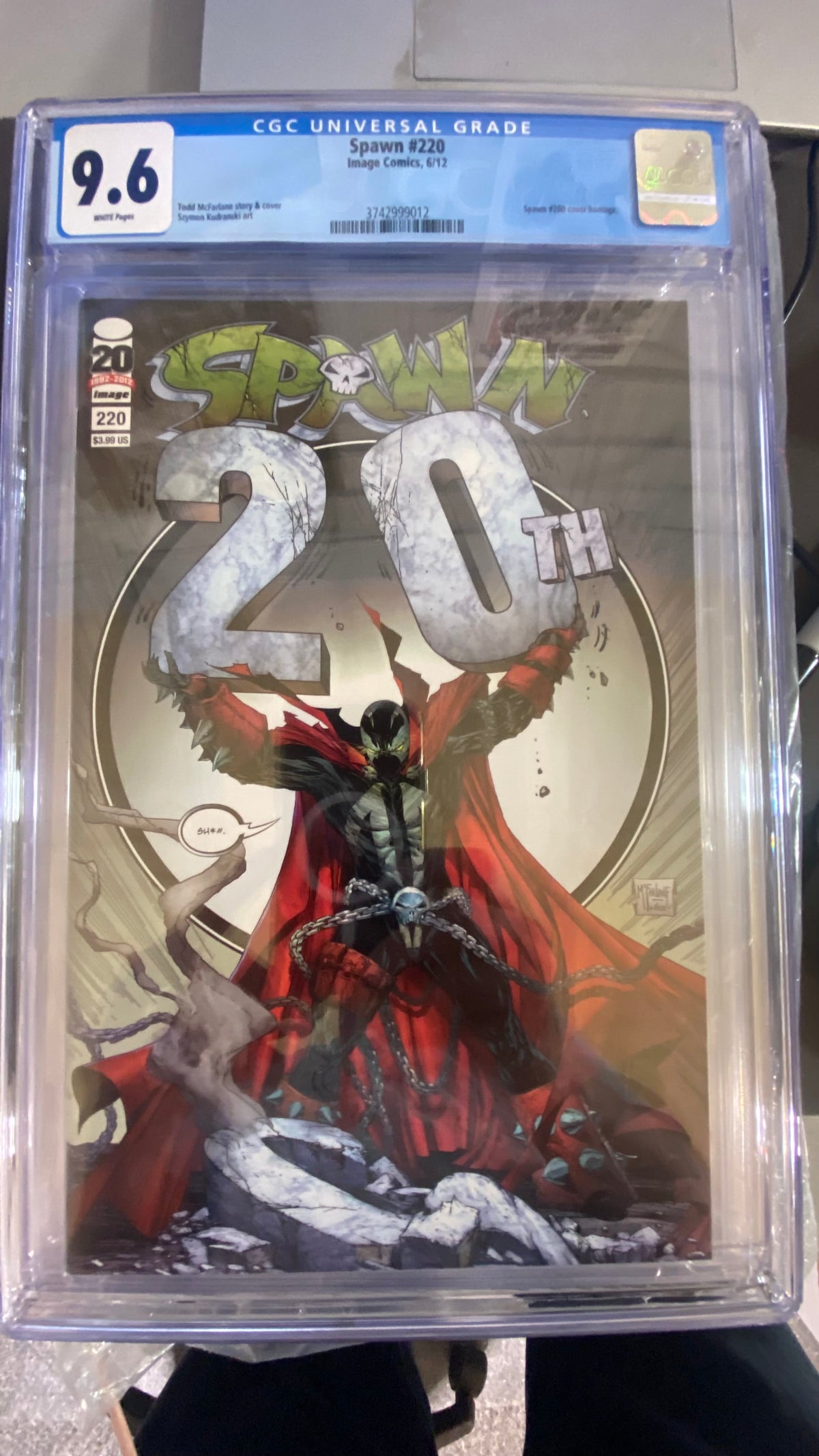 Packrat Comics CGC Comic SPAWN #220 CGC 9.6