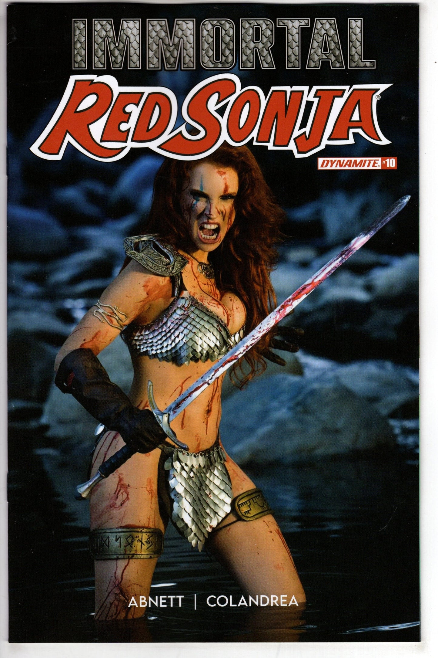 DYNAMITE COMIC BOOK Immortal Red Sonja #10 Cover E Cosplay