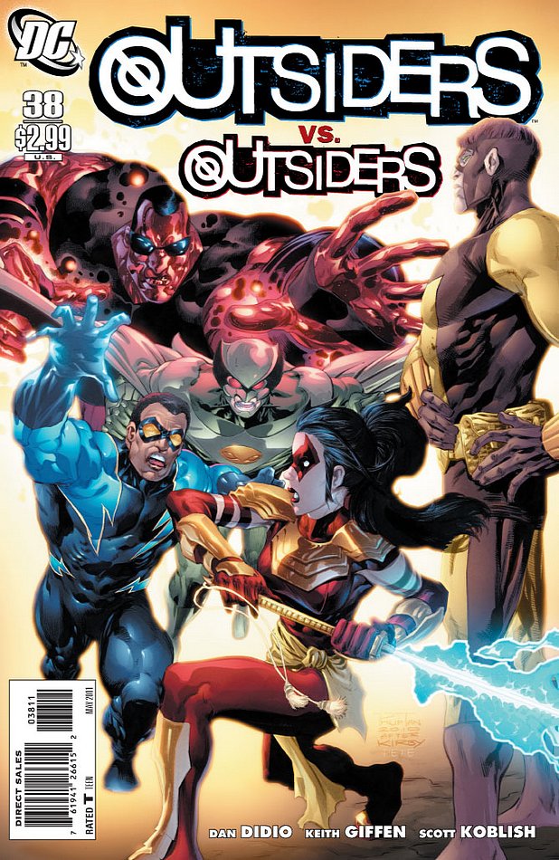 The Outsiders #38 CVR A DC Comics 2011 FN