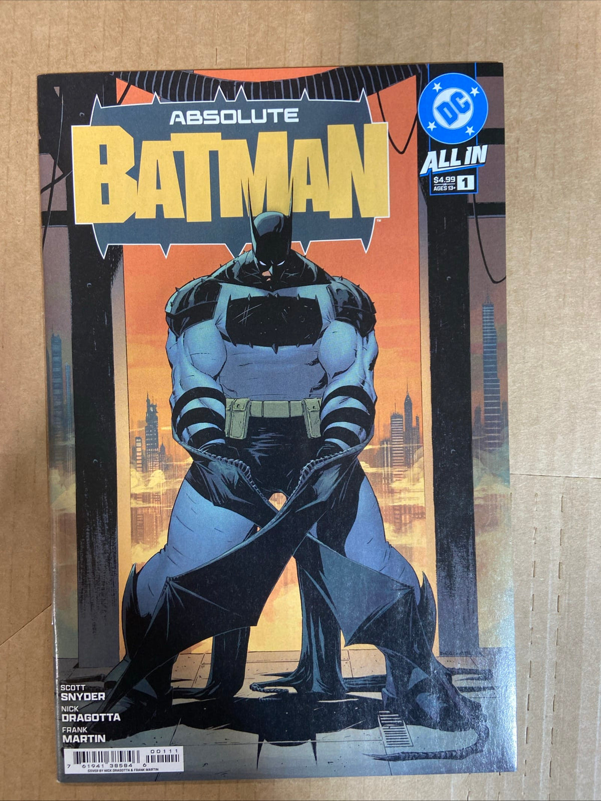 DC Comics COMIC BOOK Absolute Batman #1 - CVR A 1ST PRINT (VF/NM)