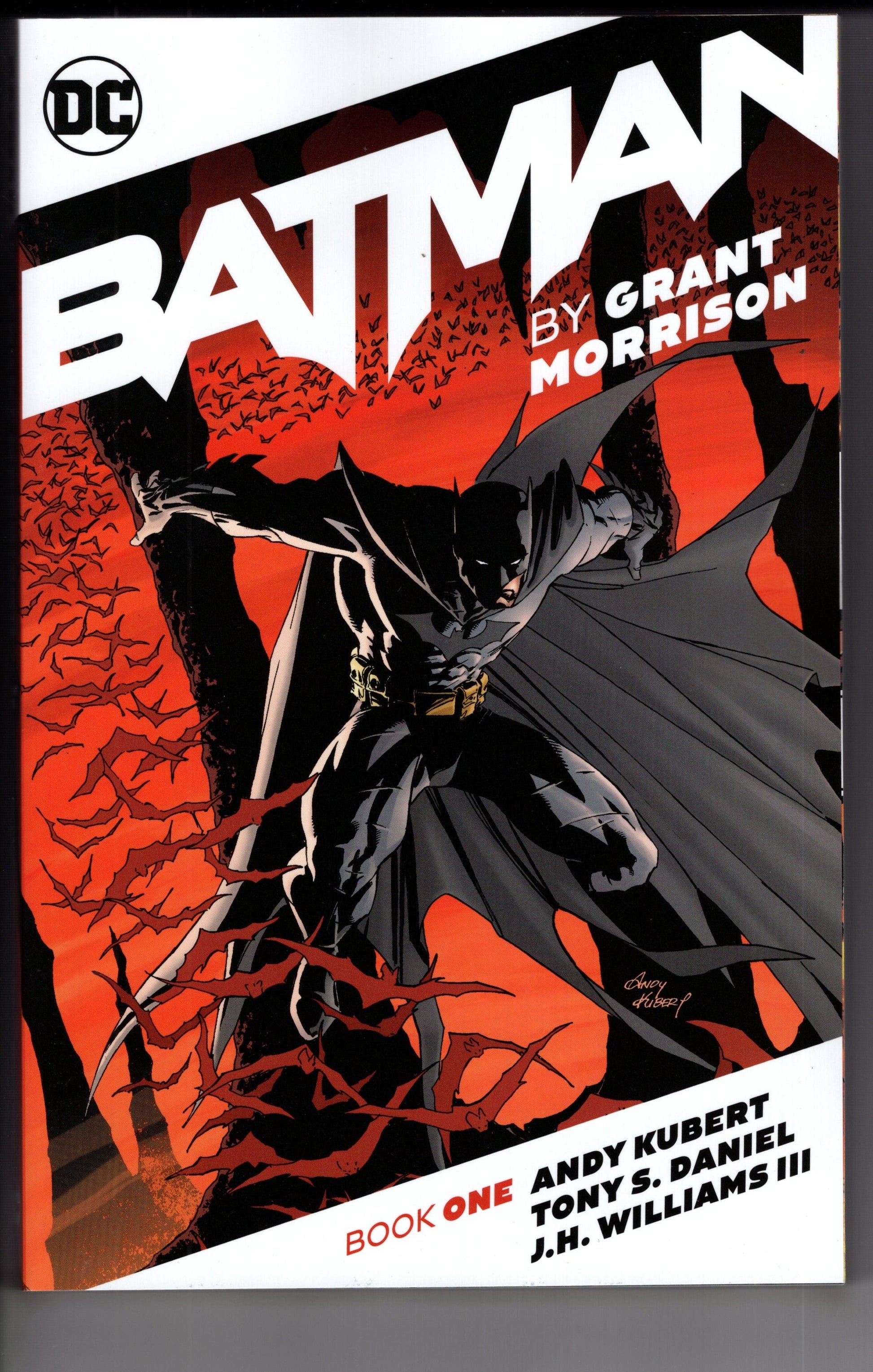 DC Comics TRADE Batman By Grant Morrison TPB Book 01