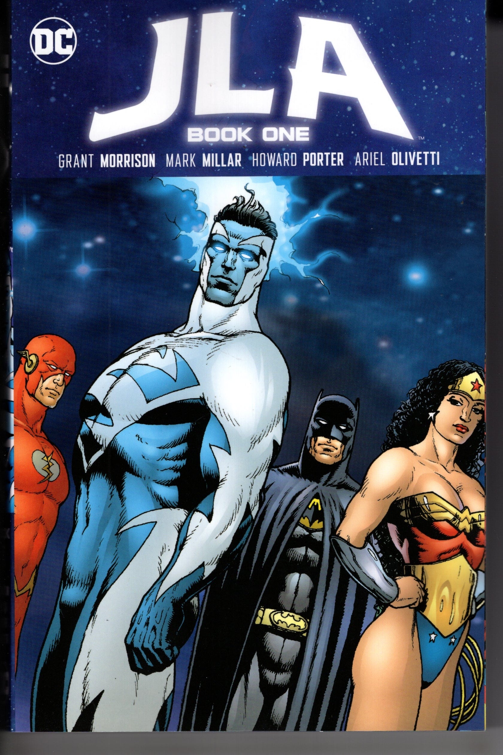 DC Comics TRADE JLA Book One