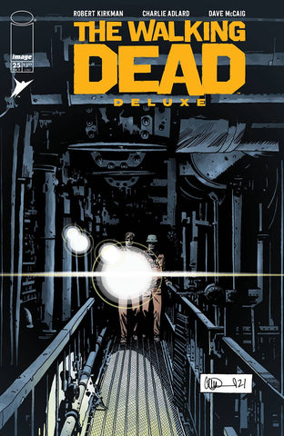 WALKING DEAD DLX #25 CVR C ADLARD (MR) - Packrat Comics