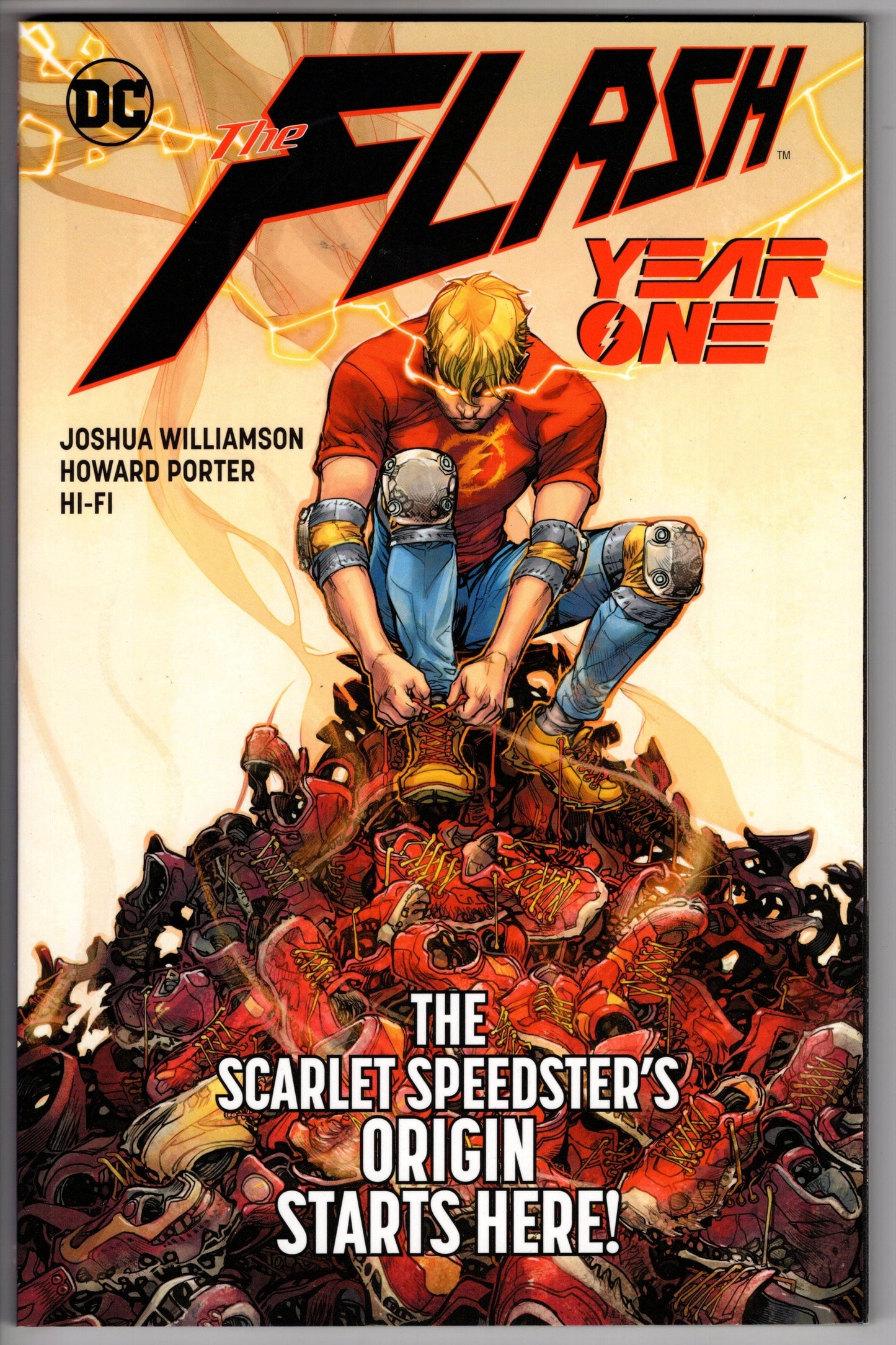DC COMICS TRADE FLASH YEAR ONE TP