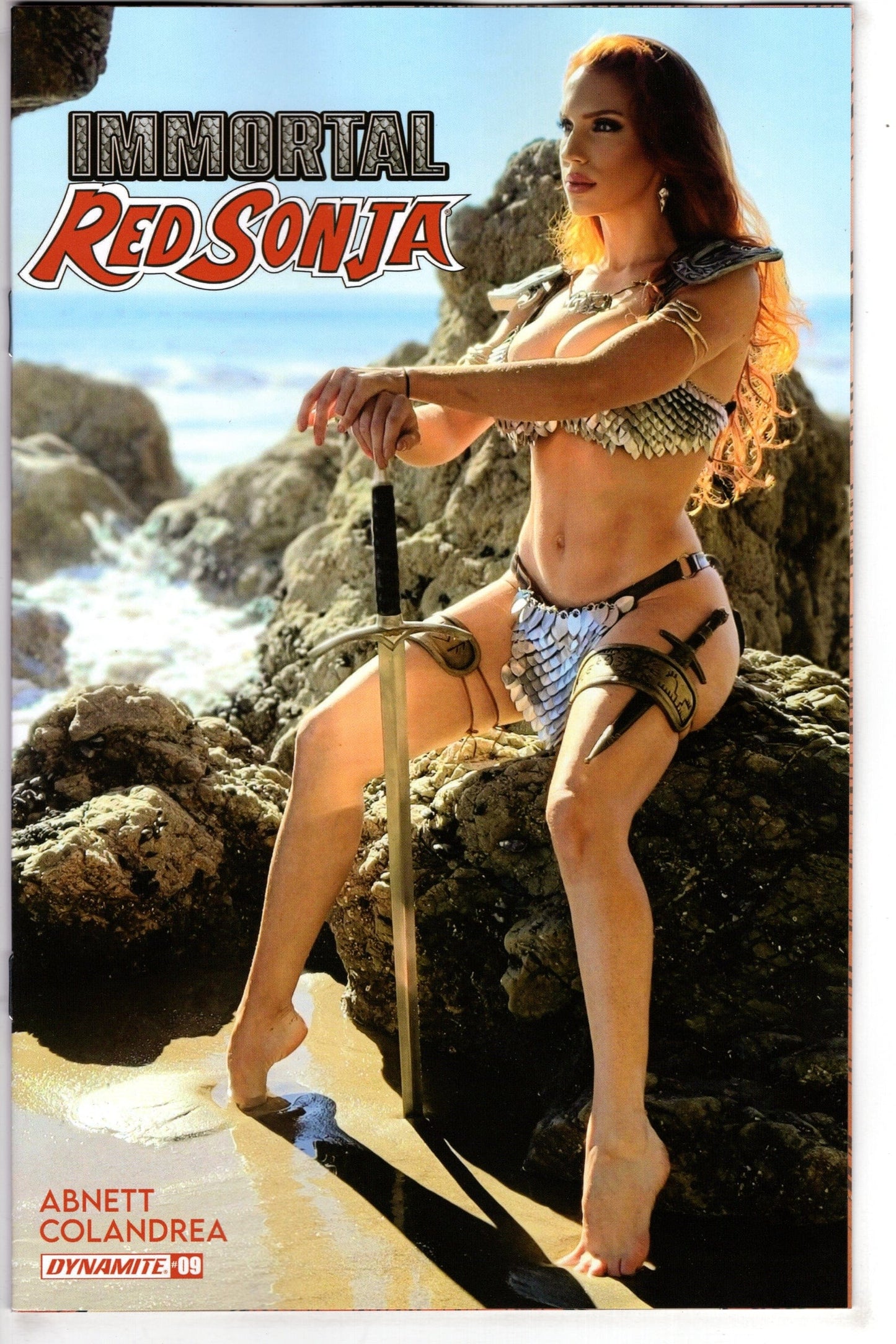 DYNAMITE COMIC BOOK Immortal Red Sonja #9 Cover E Cosplay