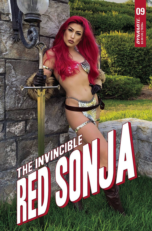 DYNAMITE COMIC BOOK VF/NM INVINCIBLE RED SONJA #9 CVR E COSPLAY