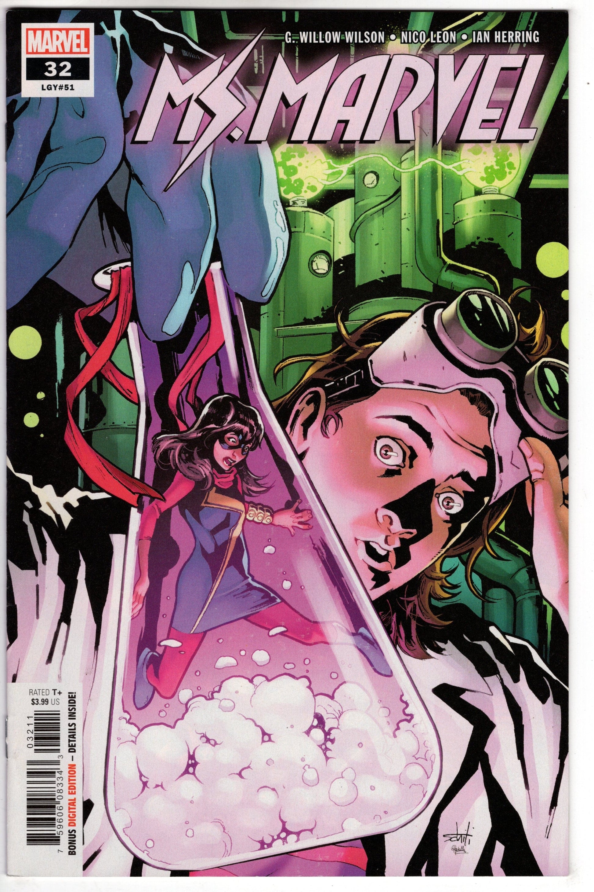 MARVEL COMICS VF/NM MS MARVEL #32