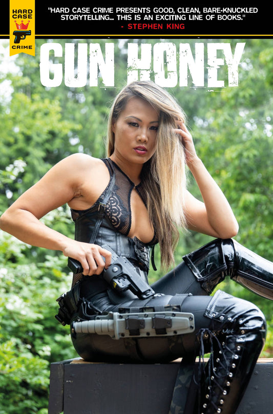 TITAN COMICS COMIC BOOK VF/NM GUN HONEY #4 (OF 4) CVR D PHOTO (MR)